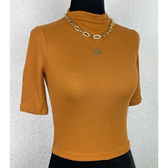 FOREVER 21 • Rust Orange Ribbed Mock-neck Crop Top - Picture 7 of 10